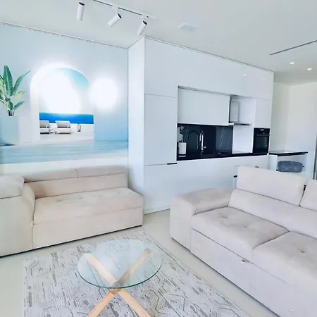 Coast V94 * بالاسي